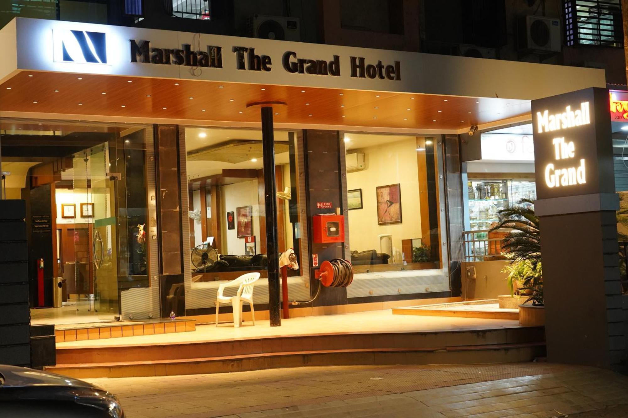 Marshall The Grand Hotel Ахмедабад Екстер'єр фото